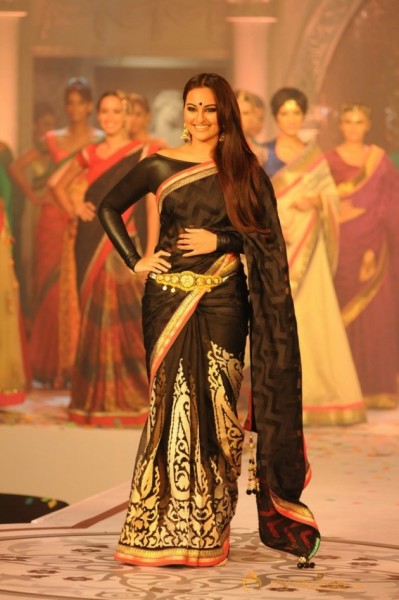 Sonakshi Sinha Latest Rampwalk Photos