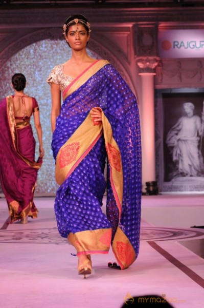 Sonakshi Sinha Latest Rampwalk Photos