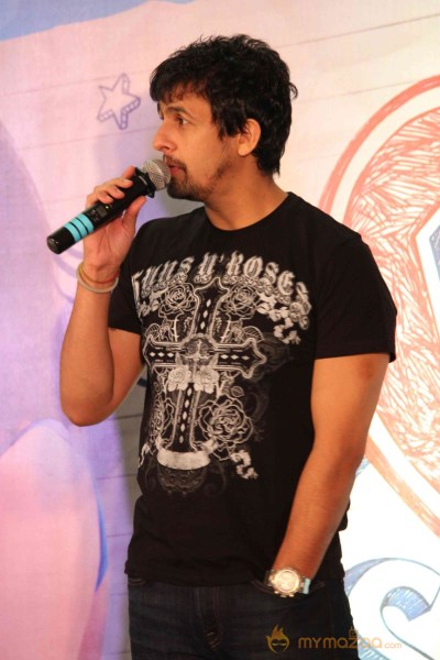Sonu Nigam Launches Pyar Tera Song from Luv U Soniyo 
