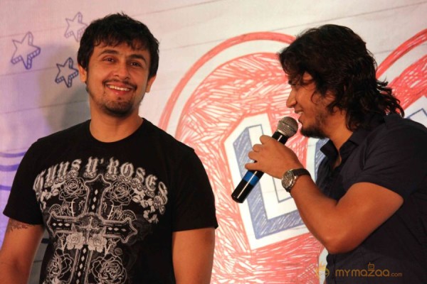Sonu Nigam Launches Pyar Tera Song from Luv U Soniyo 