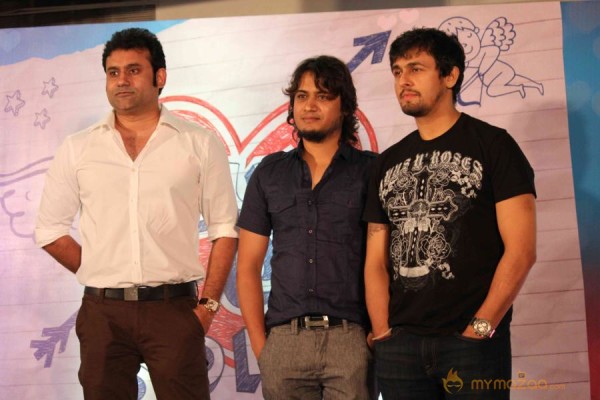 Sonu Nigam Launches Pyar Tera Song from Luv U Soniyo 