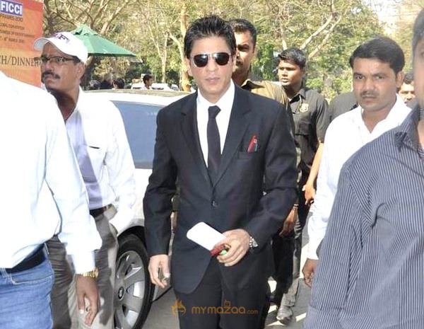 SRK, Katrina and Victoria (Dutch) at FICCI