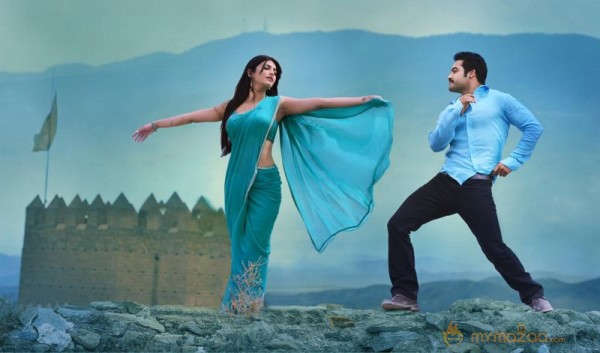 Sruthi Hasan In Ramayya Vastavayya Photos
