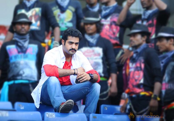 Sruthi Hasan In Ramayya Vastavayya Photos