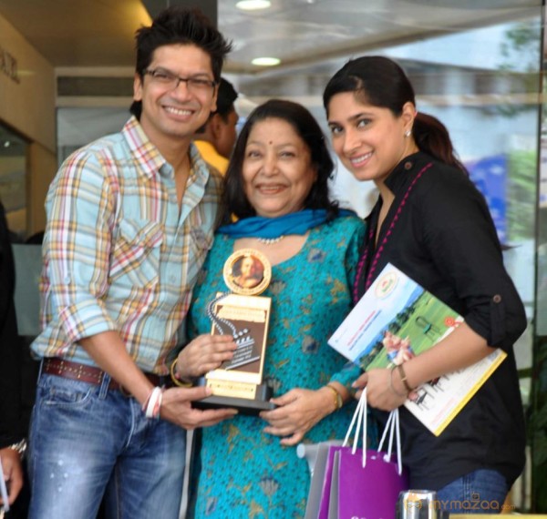 Stars at Dadasaheb Phalke award event 
