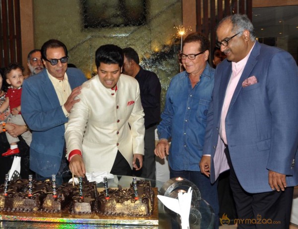 Stars At Prabodh Davkhare Birthday Bash 