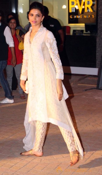 Stars At Yeh Jawaani Hai Deewani Special Screening At PVR  