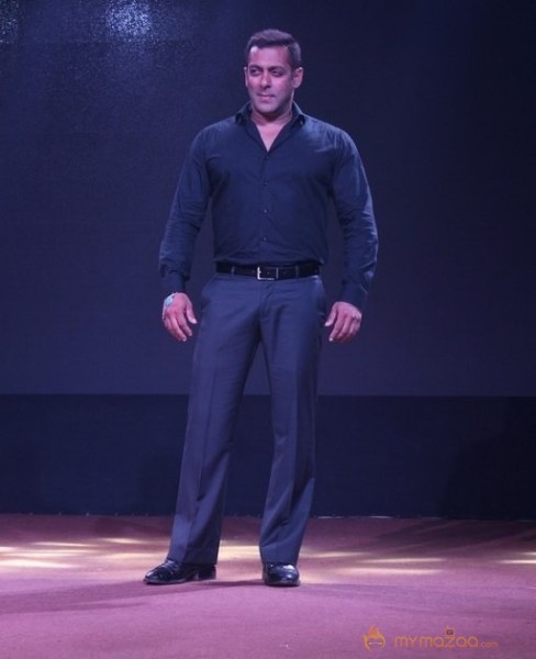 Sultan Hindi Movie Trailer Launch Photos
