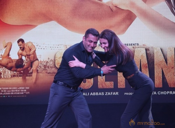 Sultan Hindi Movie Trailer Launch Photos