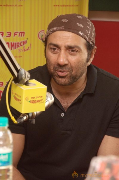 Sunny & Bobby At Yamla Pagla Deewana 2 Press Meet 