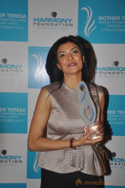 Sushmita Sen At Mother Teresa Memorial Awards