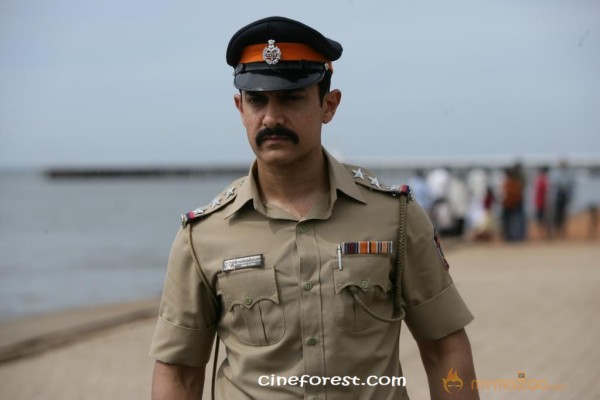 TALAASH MOVIE STILLS