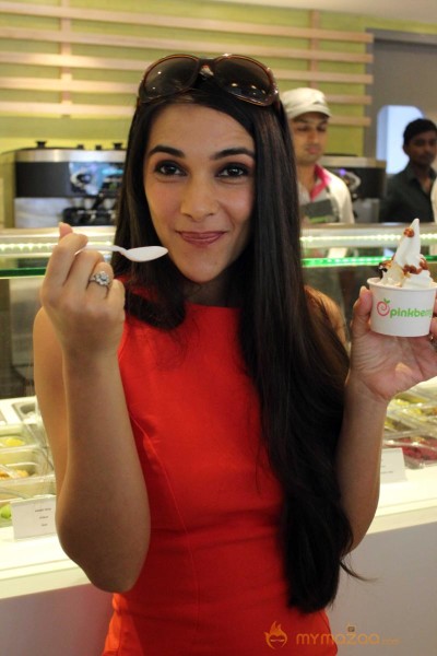 Tara Sharma At Pinkberry Launch Photos 