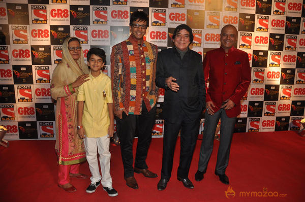 TV Stars At Satrangi Parivaar Awards Photos