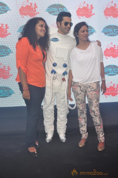 Varun Dhawan Launches Dark Roller Coaster Photos 