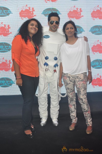 Varun Dhawan Launches Dark Roller Coaster Photos 
