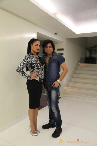 Veena Malik At Gujarati Gauravvanta Awards 