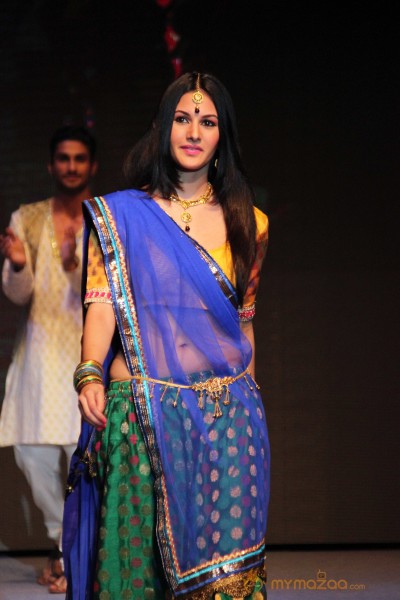 Vibrance Fashion Show By National Institute of Fashion Design 