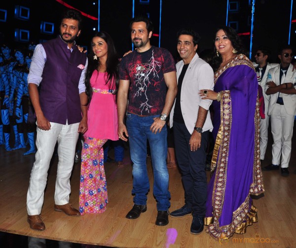 Vidya Balan & Emraan At India's Dancing Superstar 