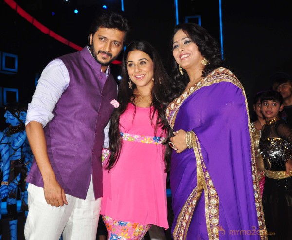 Vidya Balan & Emraan At India's Dancing Superstar 