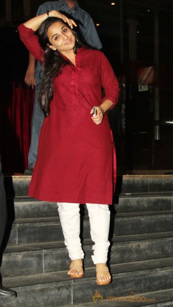 Vidya Balan Snapped At Special Screening of Ghanchakkar 