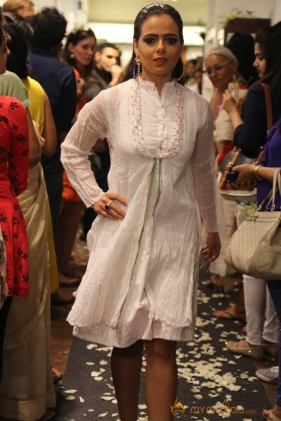 Wild Garden Tea Party Fashion Show Photos