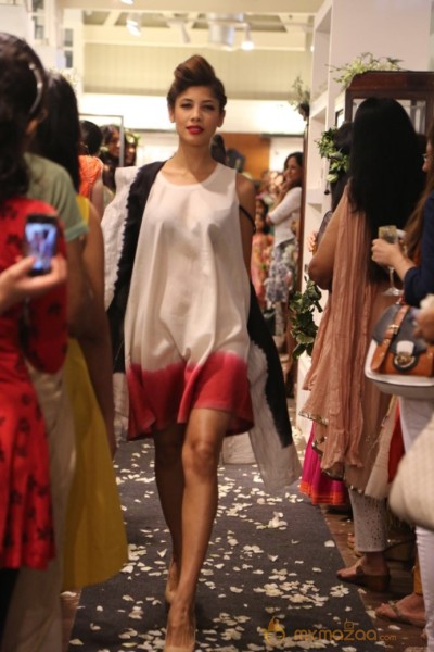 Wild Garden Tea Party Fashion Show Photos