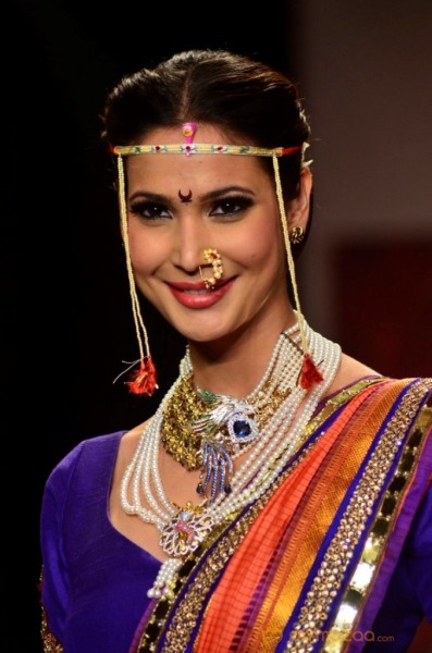 Zareen Khan at Iigj At Iijw 2014