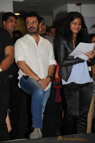 Alia Bhatt Saahid Kapoor Shaandaar Photos