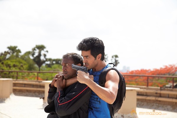 Dishkiyaaoon Movie Stills 