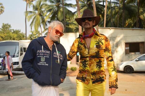 Gun Pe Done Movie Onlocation Photos 