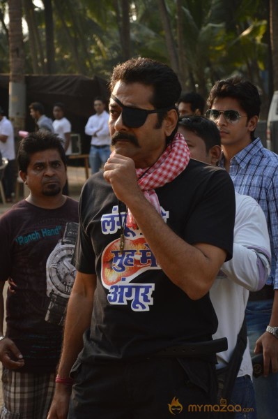 Gun Pe Done Movie Onlocation Photos 