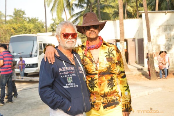 Gun Pe Done Movie Onlocation Photos 
