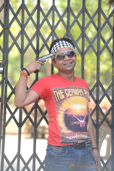 Hume Toh Loot Liya Movie Onlocation Stills 