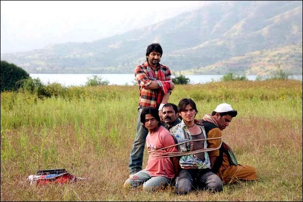 Ishqiya Movie Stills