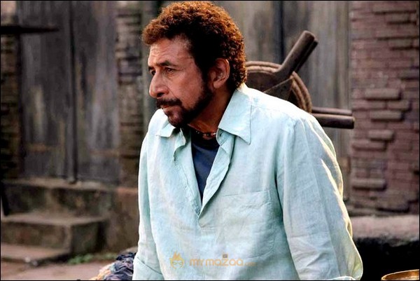 Ishqiya Movie Stills