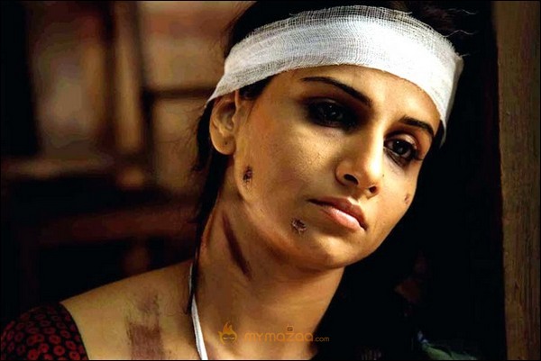 Ishqiya Movie Stills