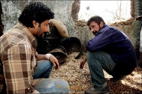 Ishqiya Movie Stills