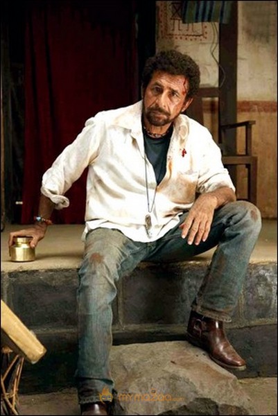 Ishqiya Movie Stills