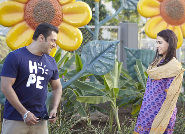 Jai Ho Movie Stills 