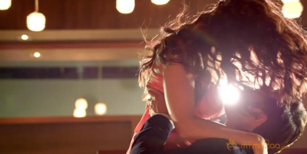 Karan Singh romance with Daisy Shah hot photos