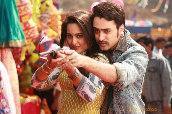 Once Upon a time in Mumbai-Dobara Movie Stills 