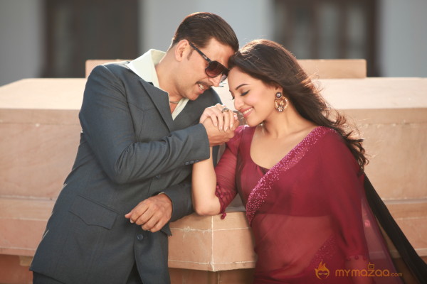 Once Upon a time in Mumbai-Dobara Movie Stills 