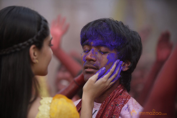 Raanjhanaa Movie Stills 