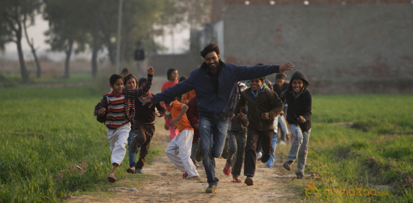 Raanjhanaa Movie Stills 