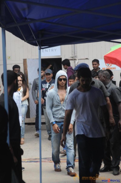 Tiger Shroff Spotted on Baaghi Sets Photos 