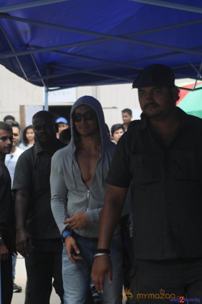 Tiger Shroff Spotted on Baaghi Sets Photos 