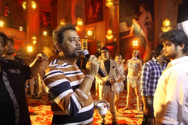 Welcome Back Movie Song Stills 