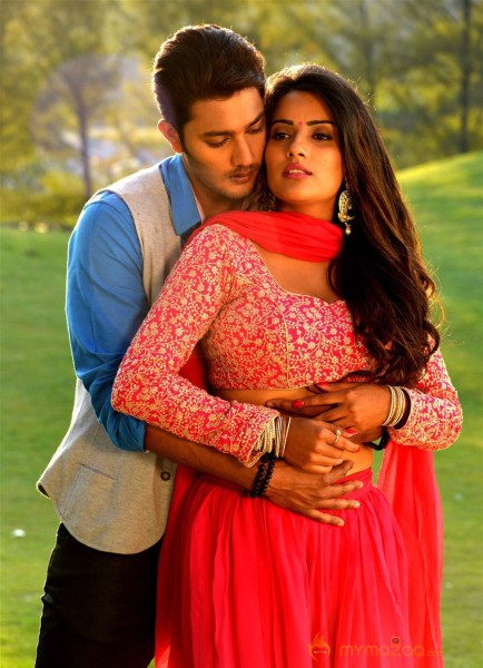 Where is Vidya Balan movie latest stills