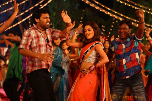 Zindagi 50-50 Movie Stills 